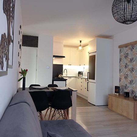 Apartament Rodzinny Domino - Plaza Jelitkowo - Ergo Arena - Azw Gdansk Exterior foto