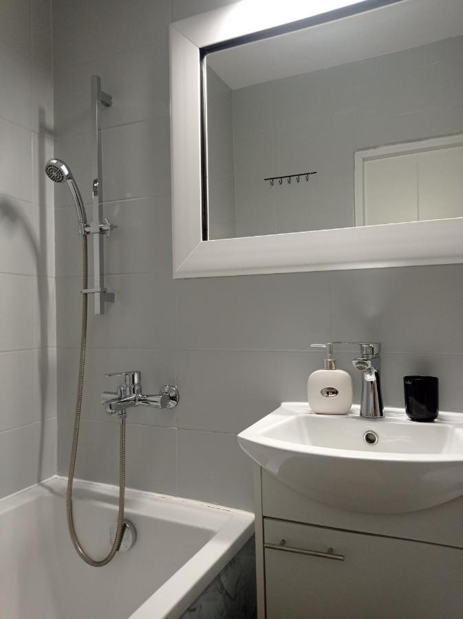Apartament Rodzinny Domino - Plaza Jelitkowo - Ergo Arena - Azw Gdansk Exterior foto